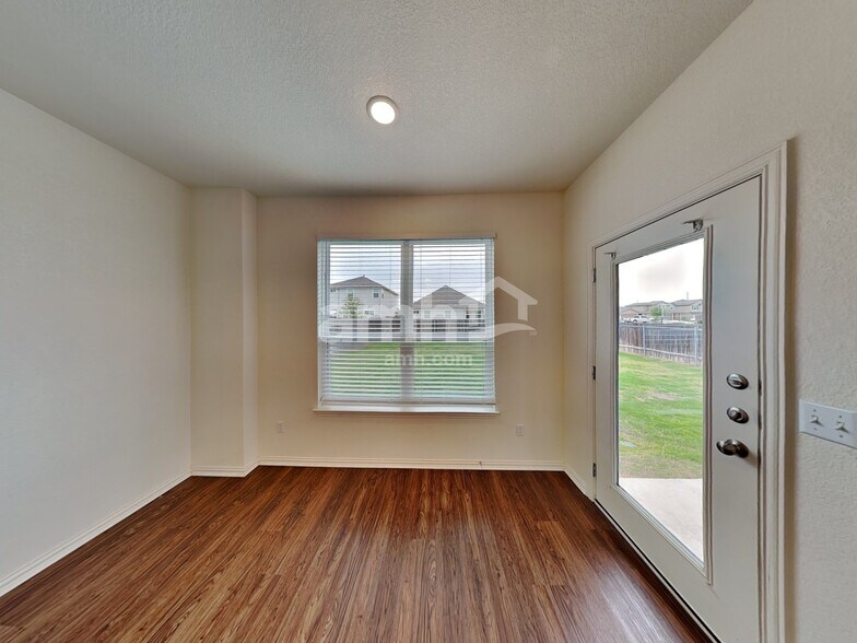 Building Photo - 2735 Geronimo Creek