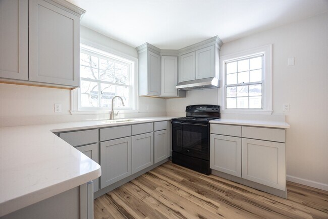 Building Photo - 22 Exchange St