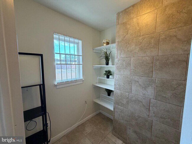 Building Photo - 7103 Rising Sun Ave