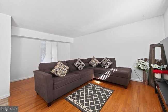 Building Photo - 12462 Skipper Cir