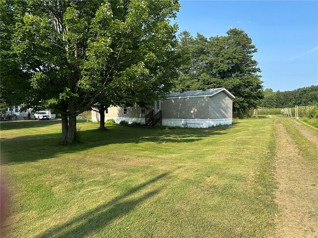 Building Photo - 5676 NY-14
