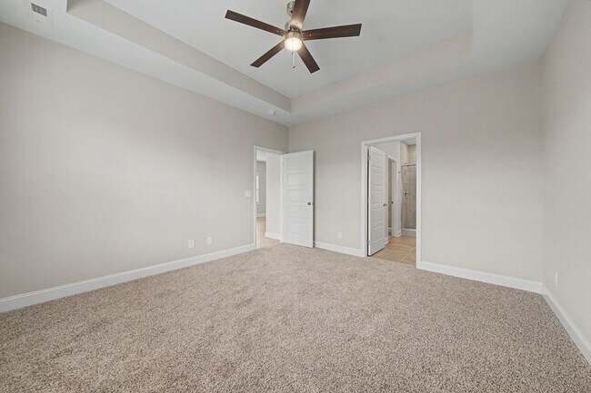 Building Photo - 366 Galway Dr