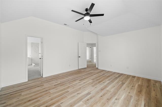 Building Photo - 945 Azalia Dr