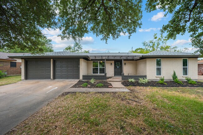 Building Photo - 1509 Barak Ln