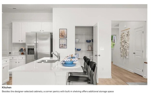 Building Photo - 153 Saddlebred Wy