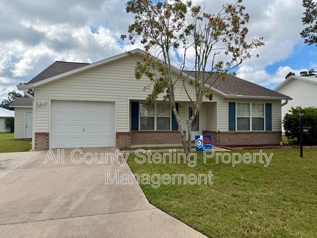 Primary Photo - 138 SE Elm Loop
