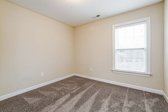 Building Photo - 601 Monterey Pine Dr