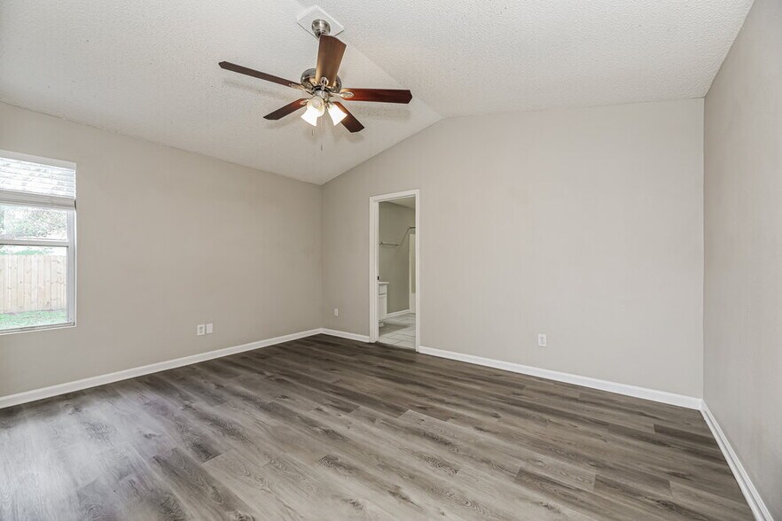 Building Photo - 3762 Maddie Ln