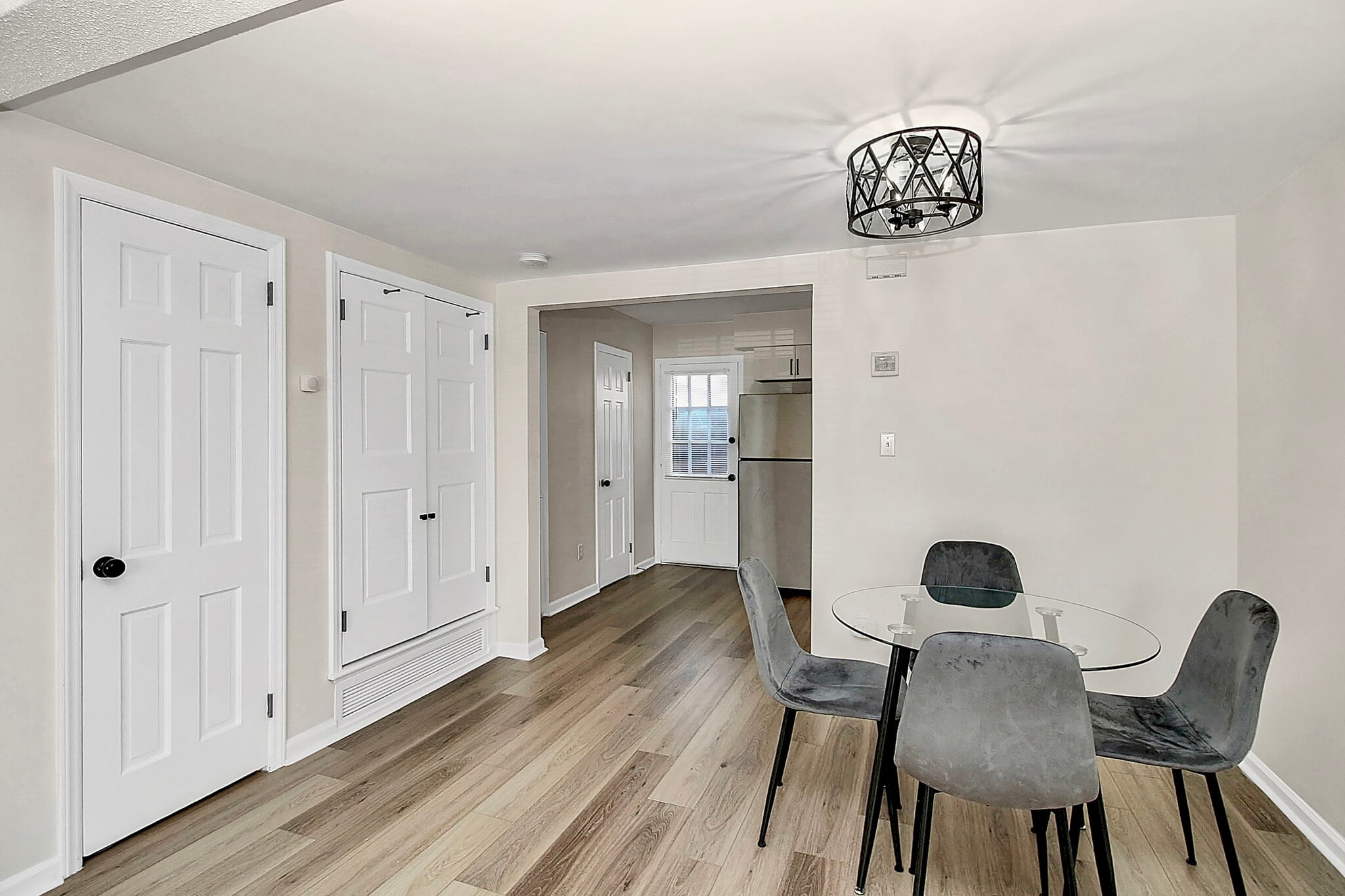 Building Photo - 6314 Old Pineville Rd