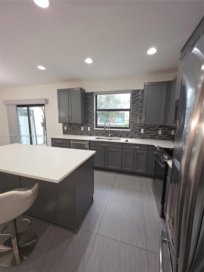 Building Photo - 4538 E Aqua Bella Ln