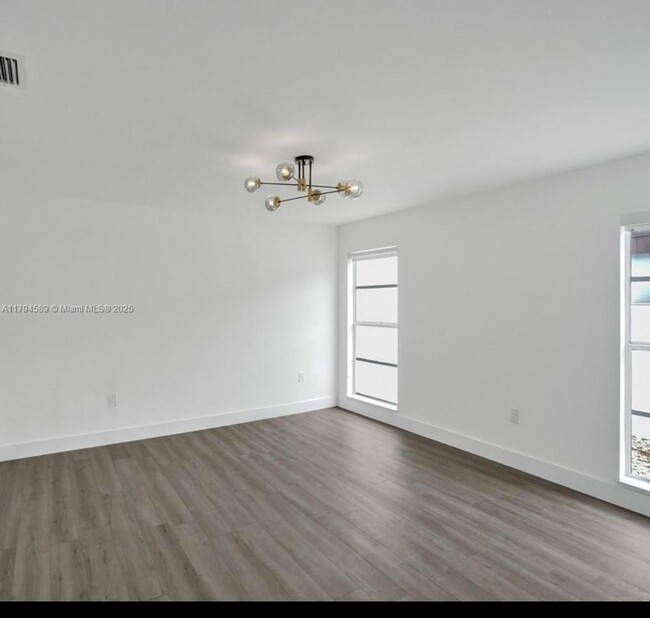 Building Photo - 11550 SW 80th Terrace