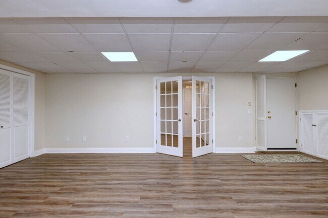 Building Photo - 193 Bayfield Ln