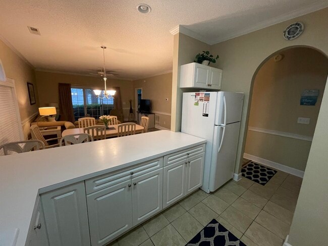 Building Photo - 702 Riverwalk Dr