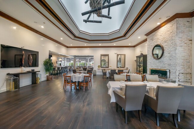 Building Photo - 13334 Polo Club Rd