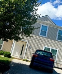 Building Photo - 455 Pin Oak Drive | 3 Bed 3.5 Bath 2 Story...