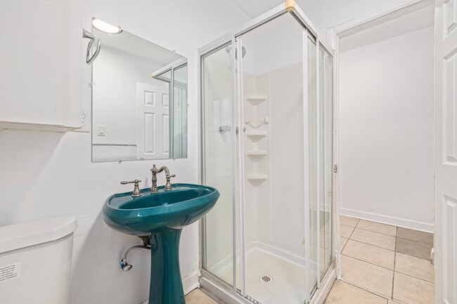 Building Photo - 4516 N 8th Pl