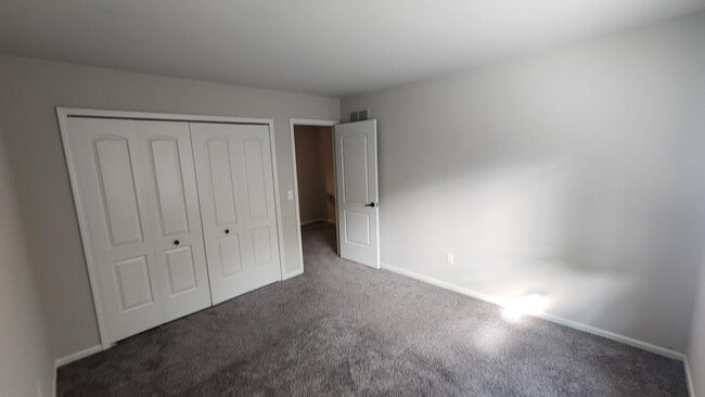 Building Photo - 8424 Annsbury Dr