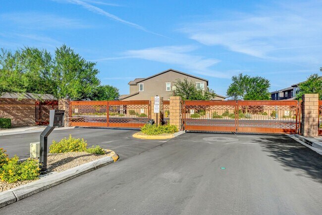 Building Photo - Beautifully Upgraded 4 Bedroom, Two Story ...