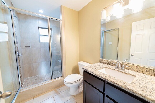 Building Photo - 4316 Ramona Dr