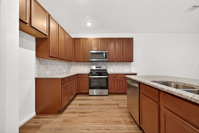 Building Photo - 12602 Blue Jay Dr