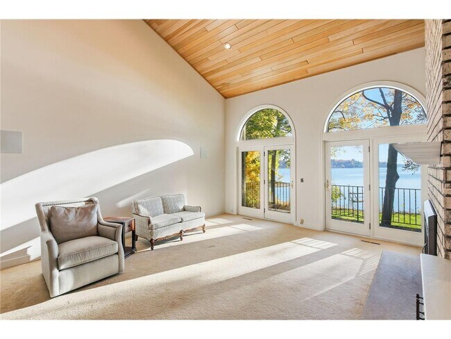 Building Photo - 2648 Casco Point Rd