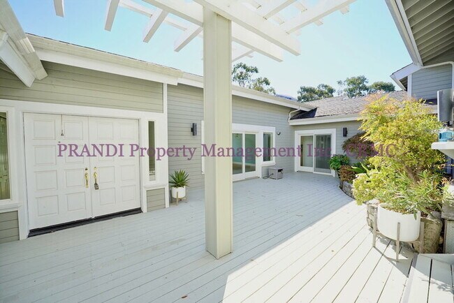 Building Photo - 32 Marin Bay Park Ct