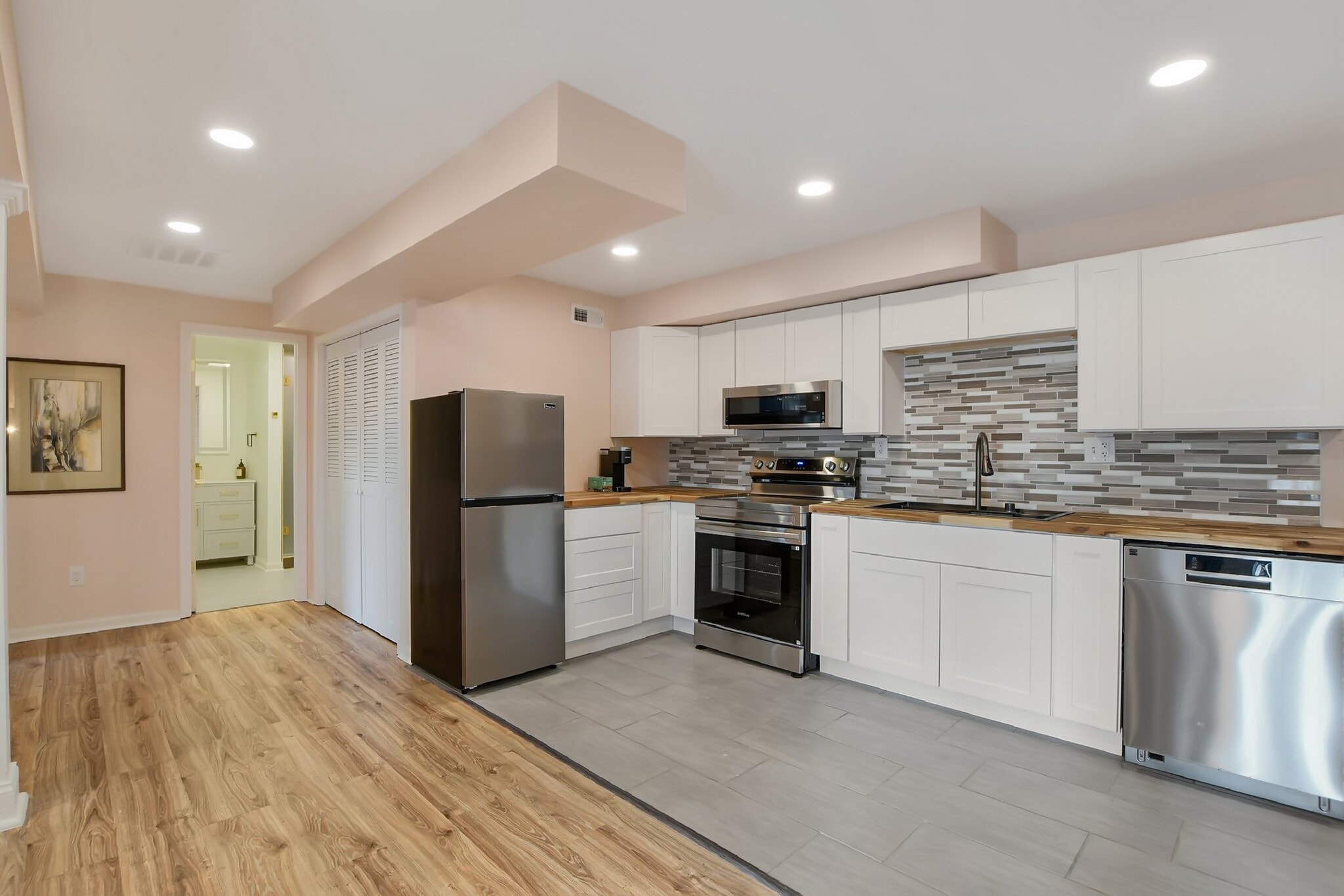Building Photo - 12614 Bay Tree Way