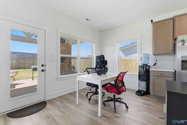 Building Photo - 7718 Emma Ann Wy NW