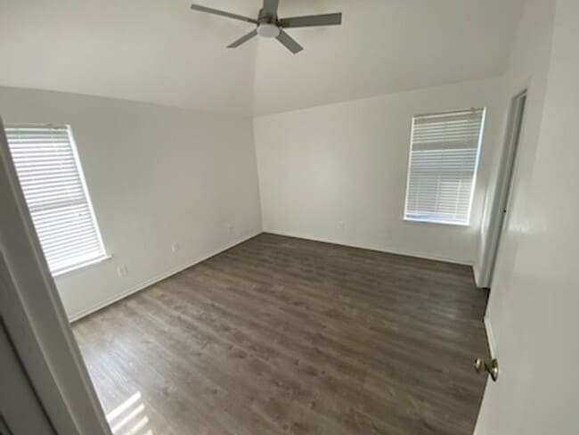 Building Photo - Allen | 3 Bed 2 Bath | Single Family Home ...