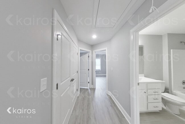 Building Photo - 3712 Oak Leaf Wy