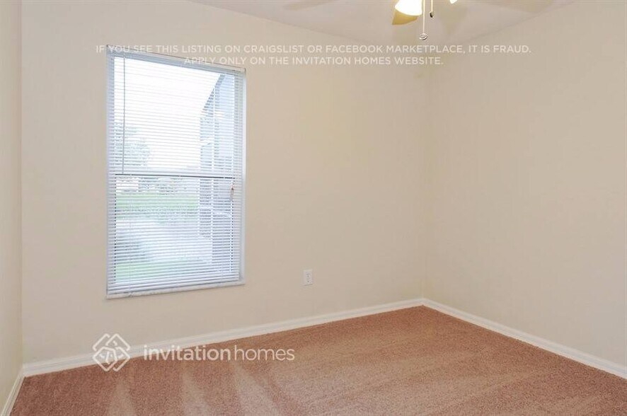 Building Photo - 5705 Lassies Way