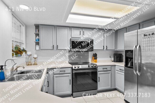 Building Photo - 411 NW 50th Blvd
