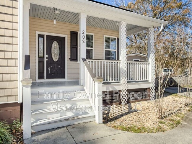 Building Photo - 202 Ibis Dr