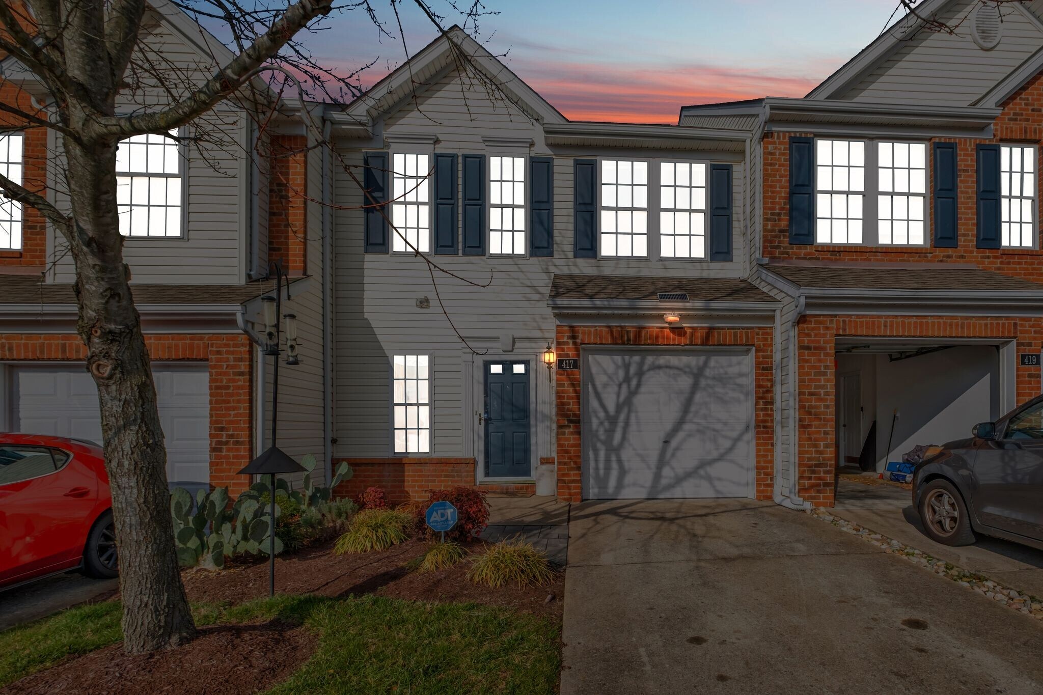 Building Photo - 1345 Bell Rd