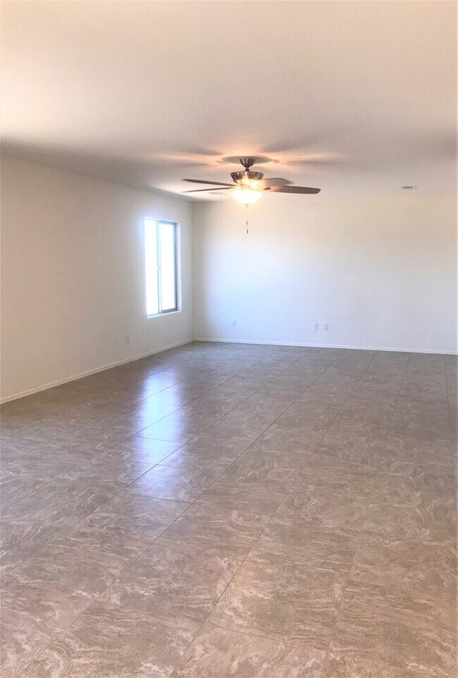 Building Photo - Brand New Home in Gated Community!