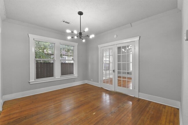 Building Photo - 3912 Bering St