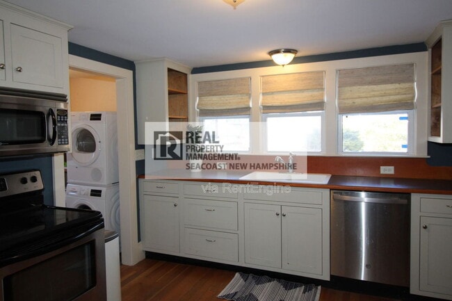 Building Photo - 19 Foyes Ln