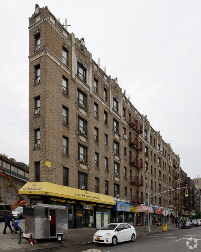 151 - 169 Nagle Ave - 151-169 Nagle Ave
