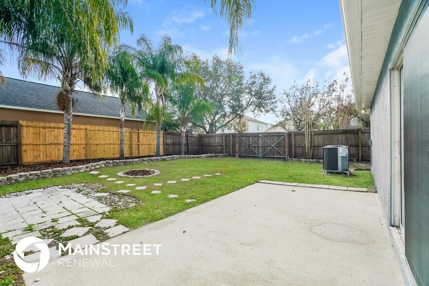 Building Photo - 10401 Opus Dr