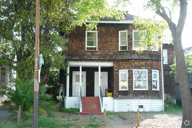 Building Photo - 1911 Martin Luther King Jr Way