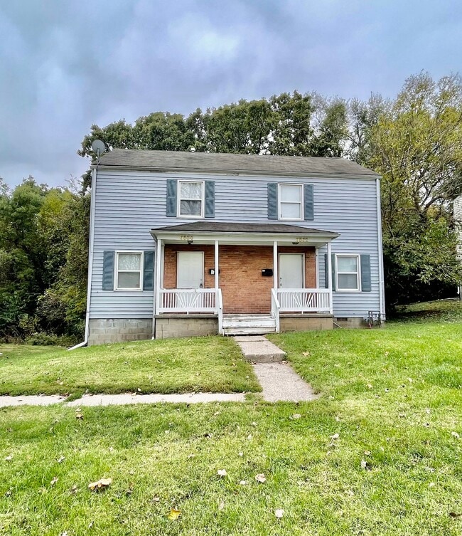 Building Photo - 9534 Charlotte St