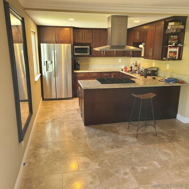 Building Photo - 1610 Valencia Ct