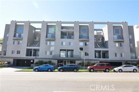 Primary Photo - 1617 S Beverly Glen Blvd