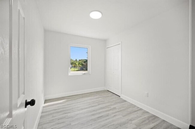 Building Photo - 1644 Pawnee St