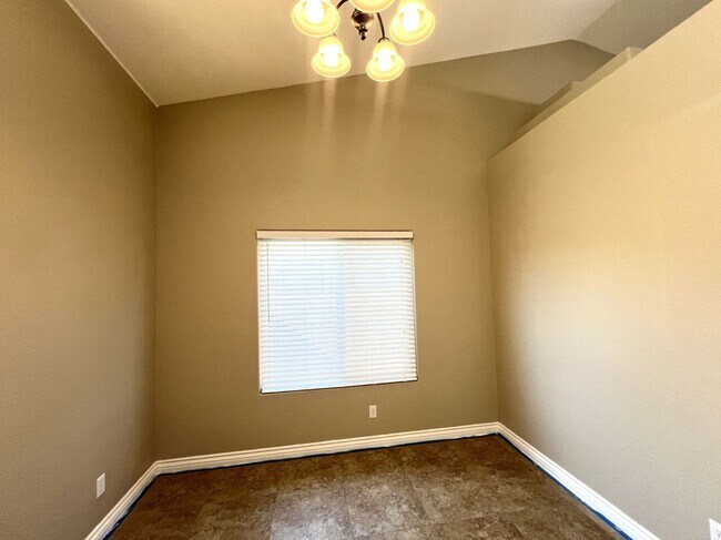 Building Photo - 3 bedroom, 2 bathroom home located in Henderson, NV!