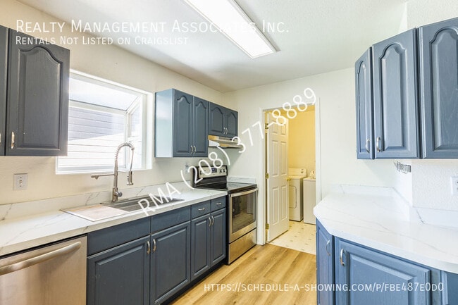 Building Photo - 4118 W Glenn St