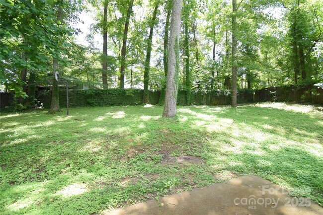 Building Photo - 6628 Cool Water Ct
