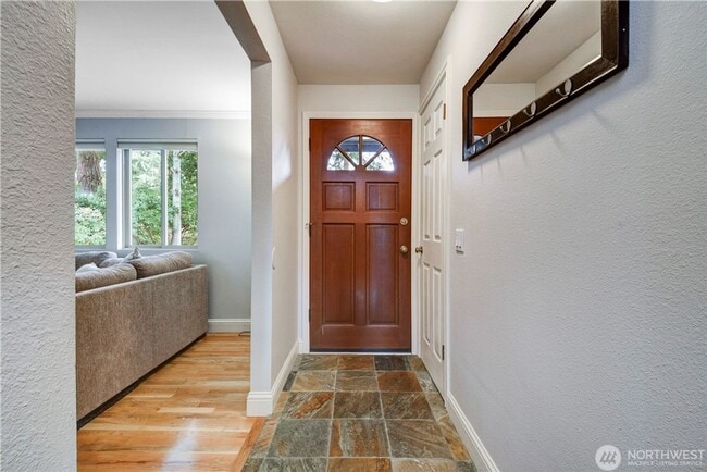 Building Photo - 3bd/1.75ba Kirkland Home