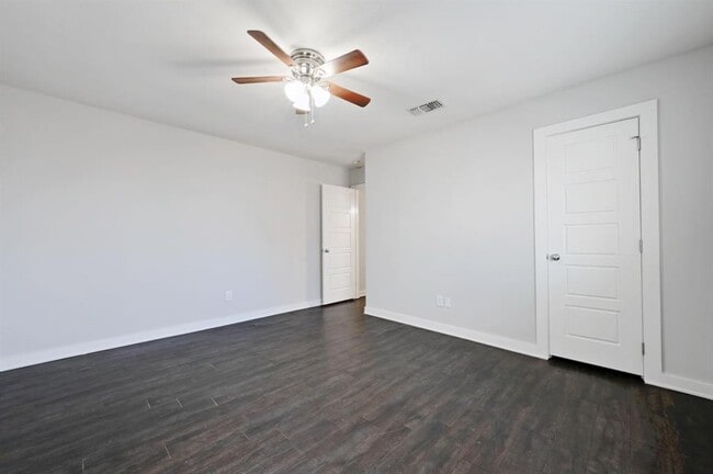 Building Photo - 1903 Townesouth Cir