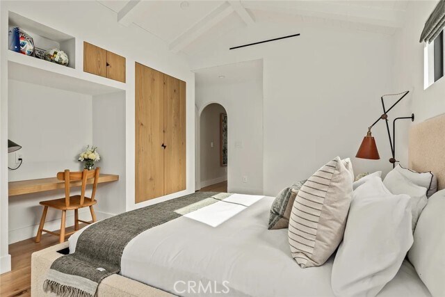 Building Photo - 738 San Lorenzo St